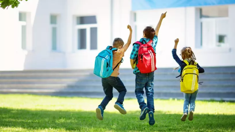 Новая частная школа в ОАЭ набирает детей из бедных семей