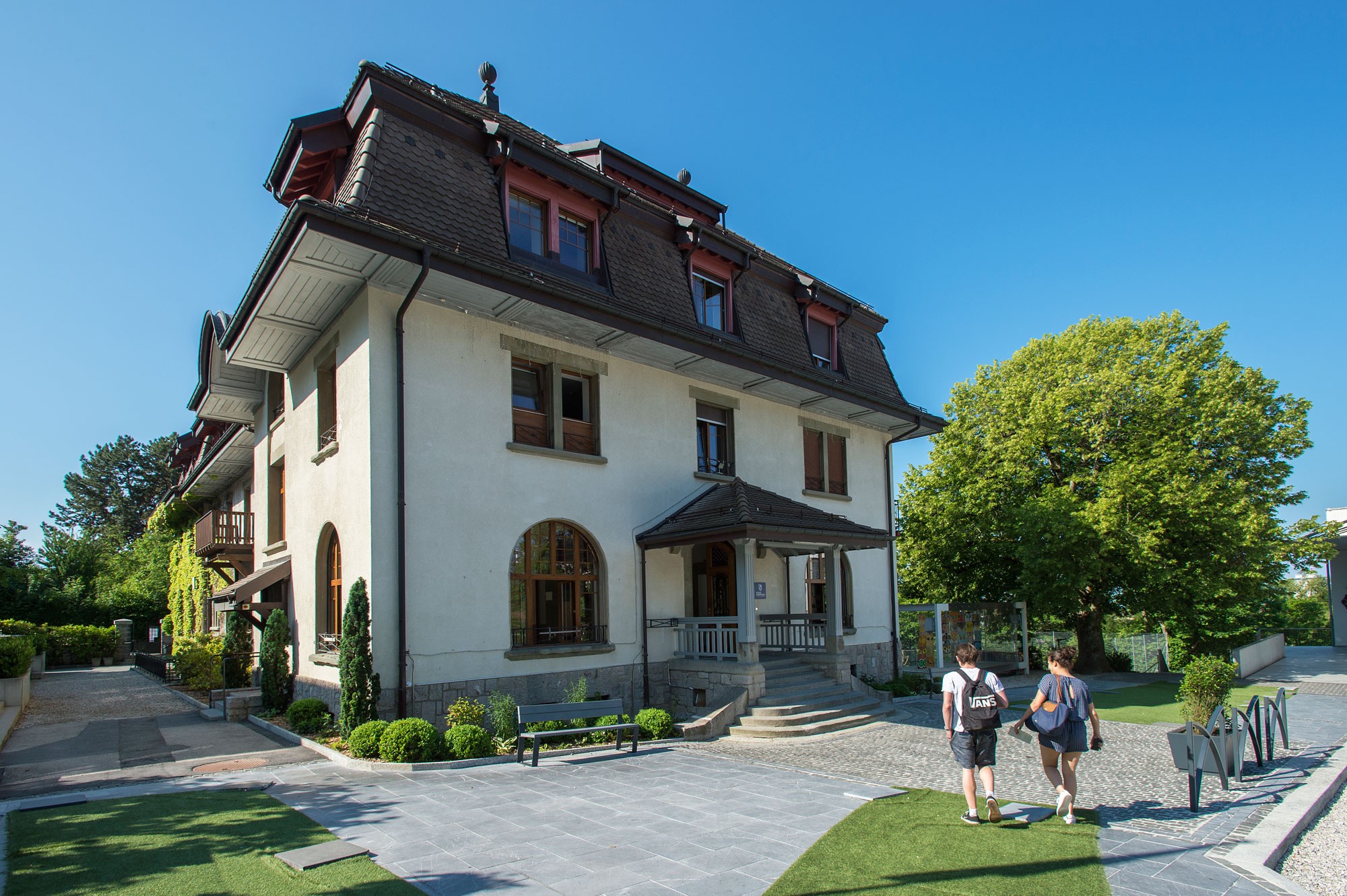 Ecole Nouvelle De La Suisse Romande - школа в Швейцарии для детей ...