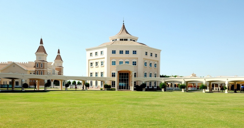 Британская школа-пансион Repton School Dubai в ОАЭ - британское ...